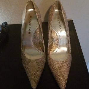 Gold Rampage Snake Skin